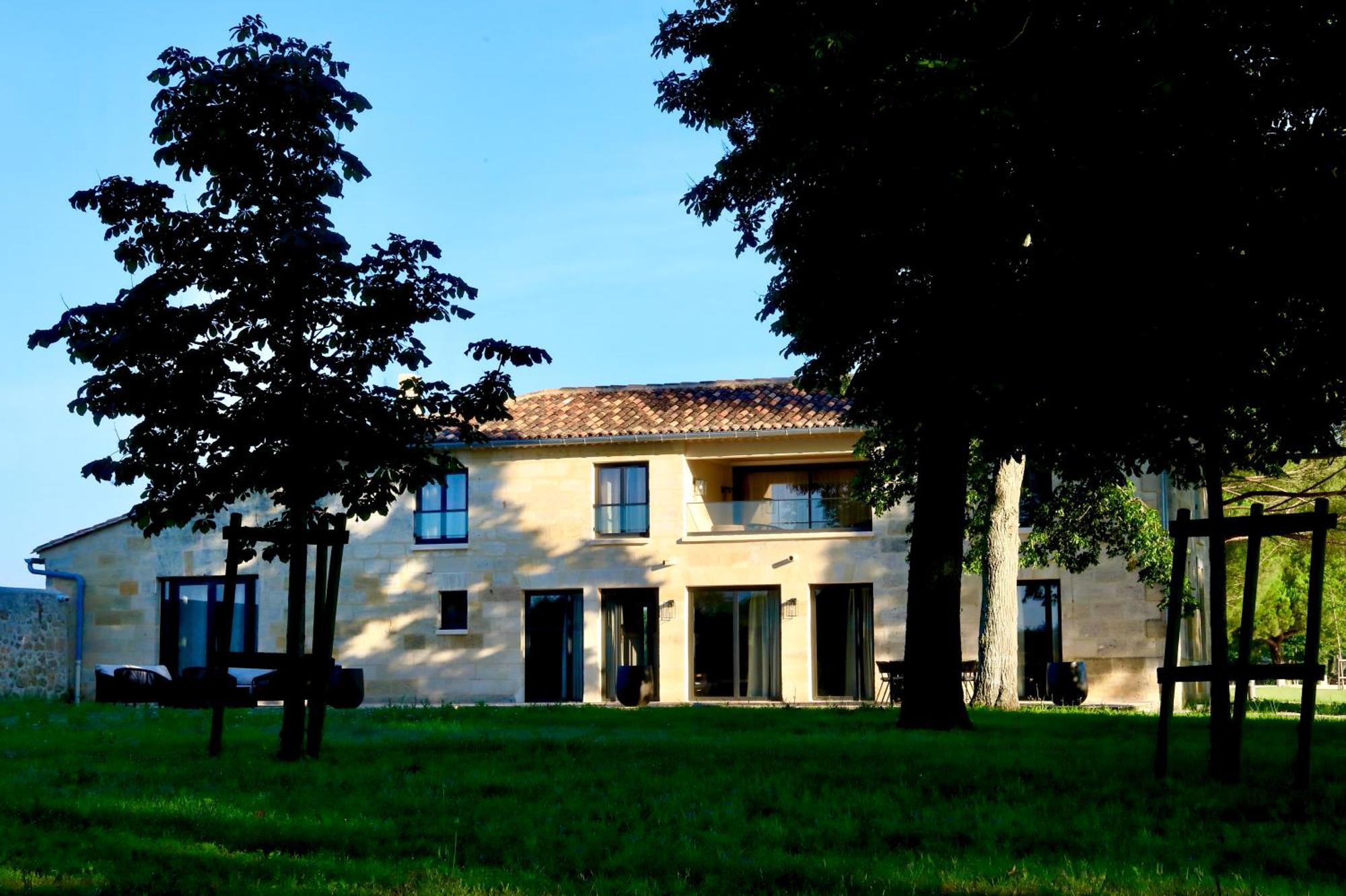 Bed and Breakfast La Chartreuse De Dauzac Labarde Экстерьер фото